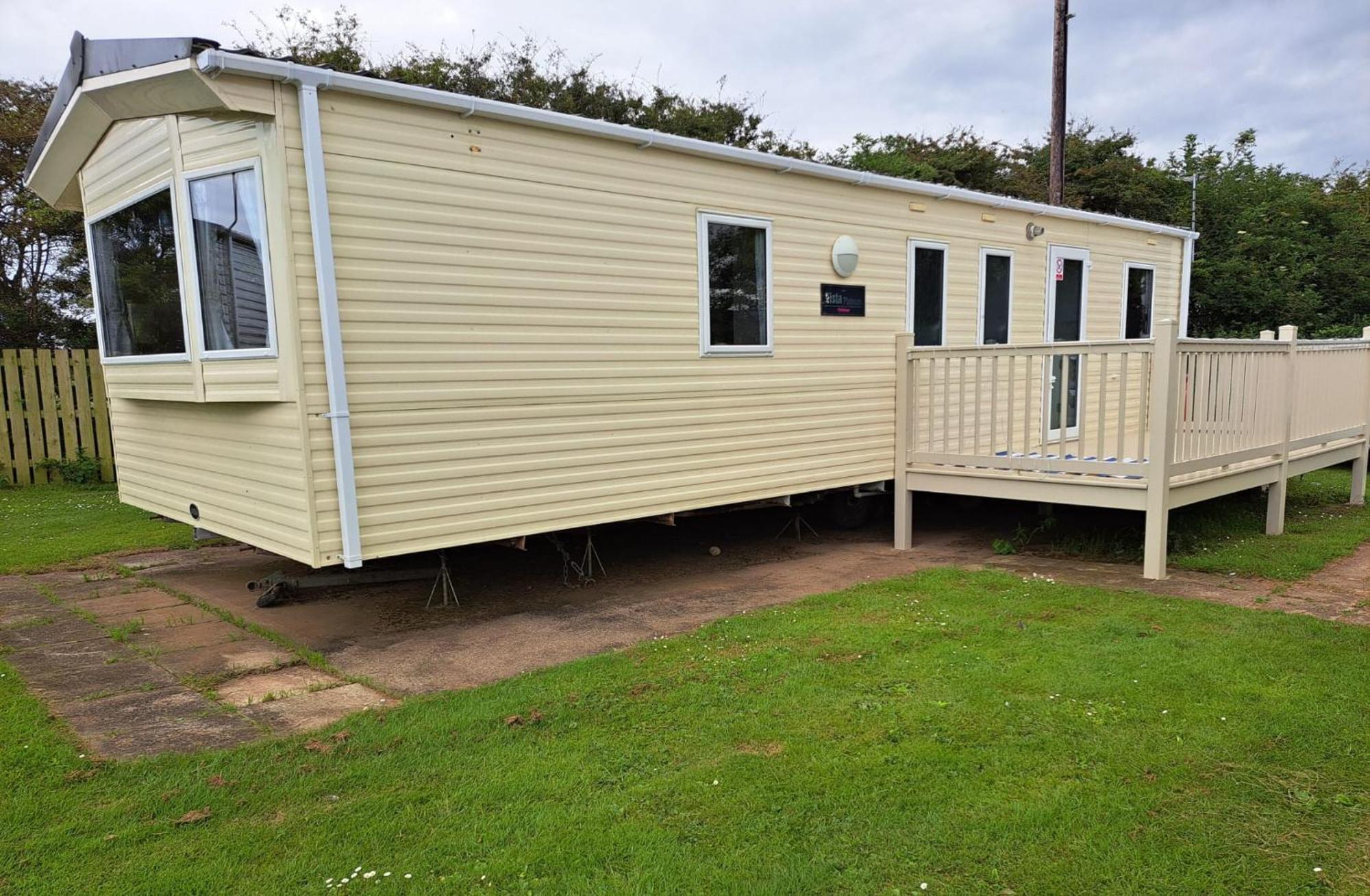 Caravan Waxholme Bagian luar foto