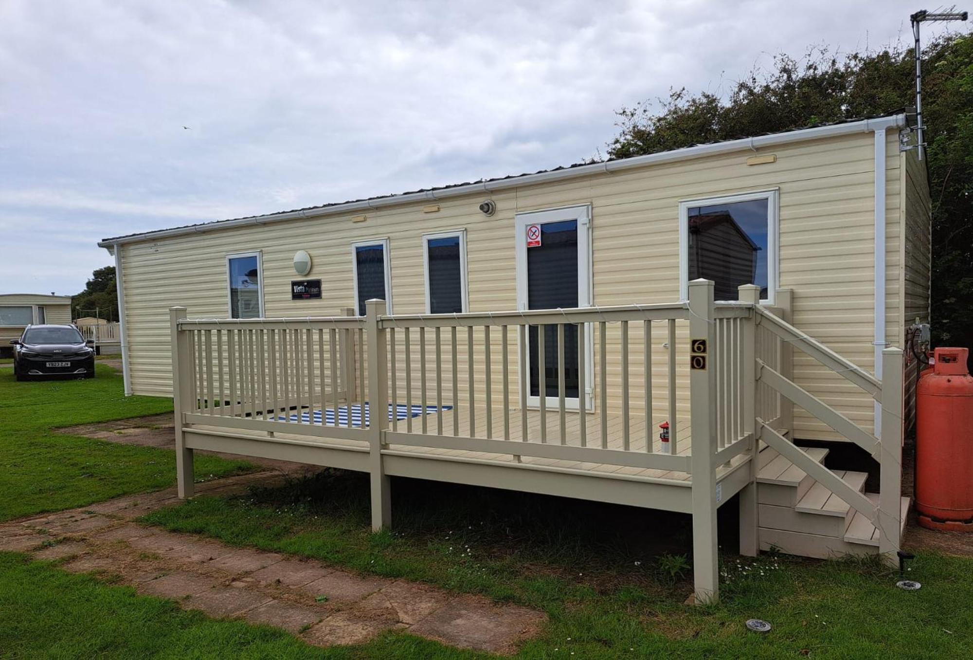 Caravan Waxholme Bagian luar foto